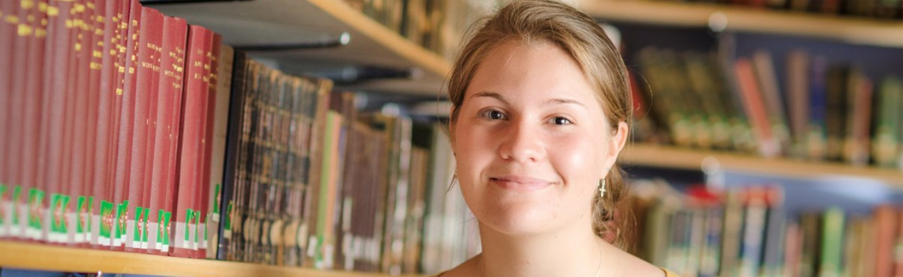 Student in library